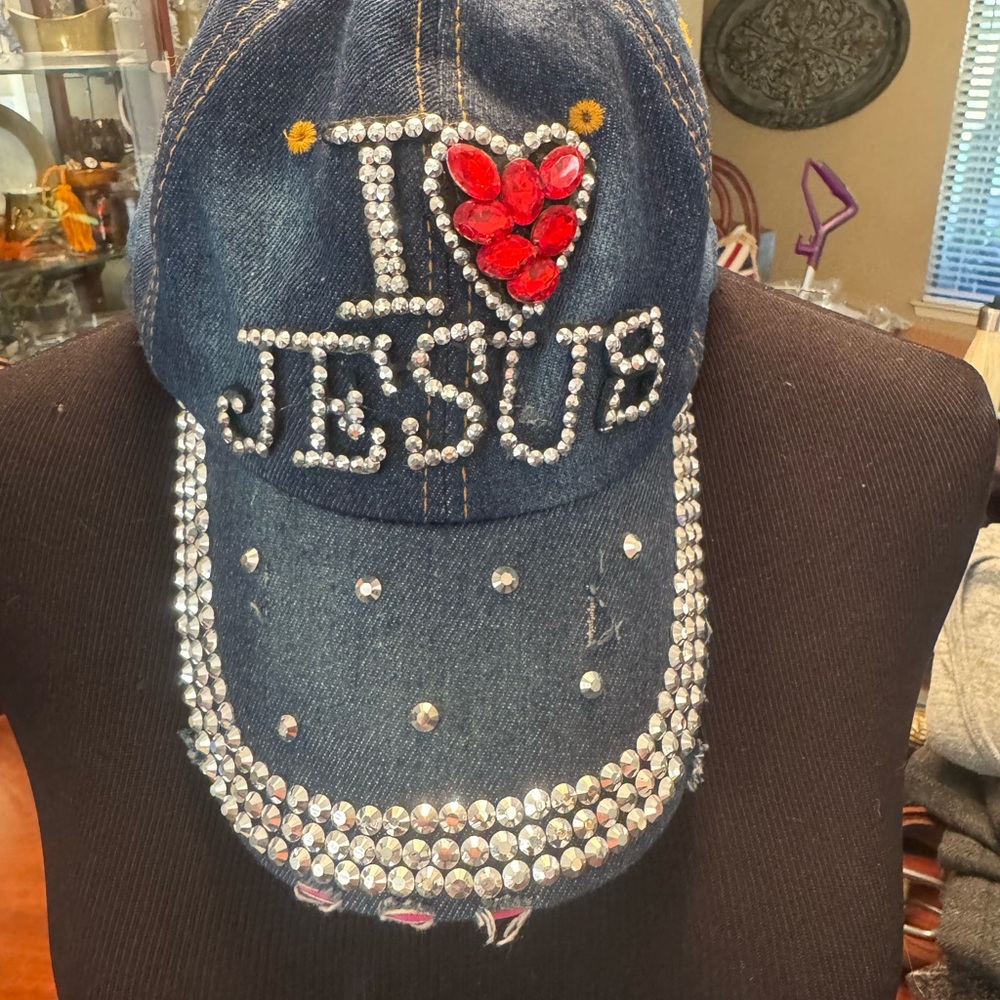 Casual Denim Hat with Accents